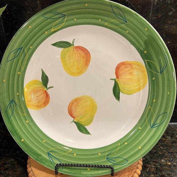 NWT The Cellar Set of 2 Apple Plates - Picture 3 of 8